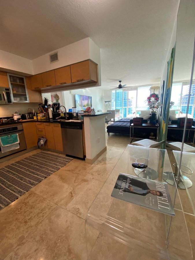 Comfortable Room In The Brickell City Center Area 迈阿密 外观 照片