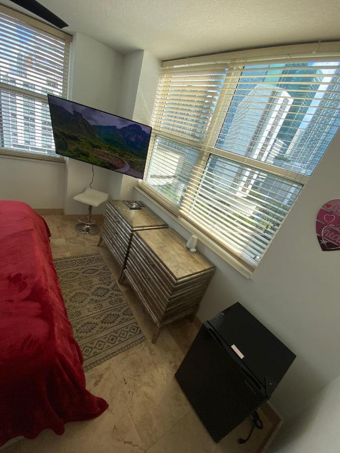 Comfortable Room In The Brickell City Center Area 迈阿密 外观 照片